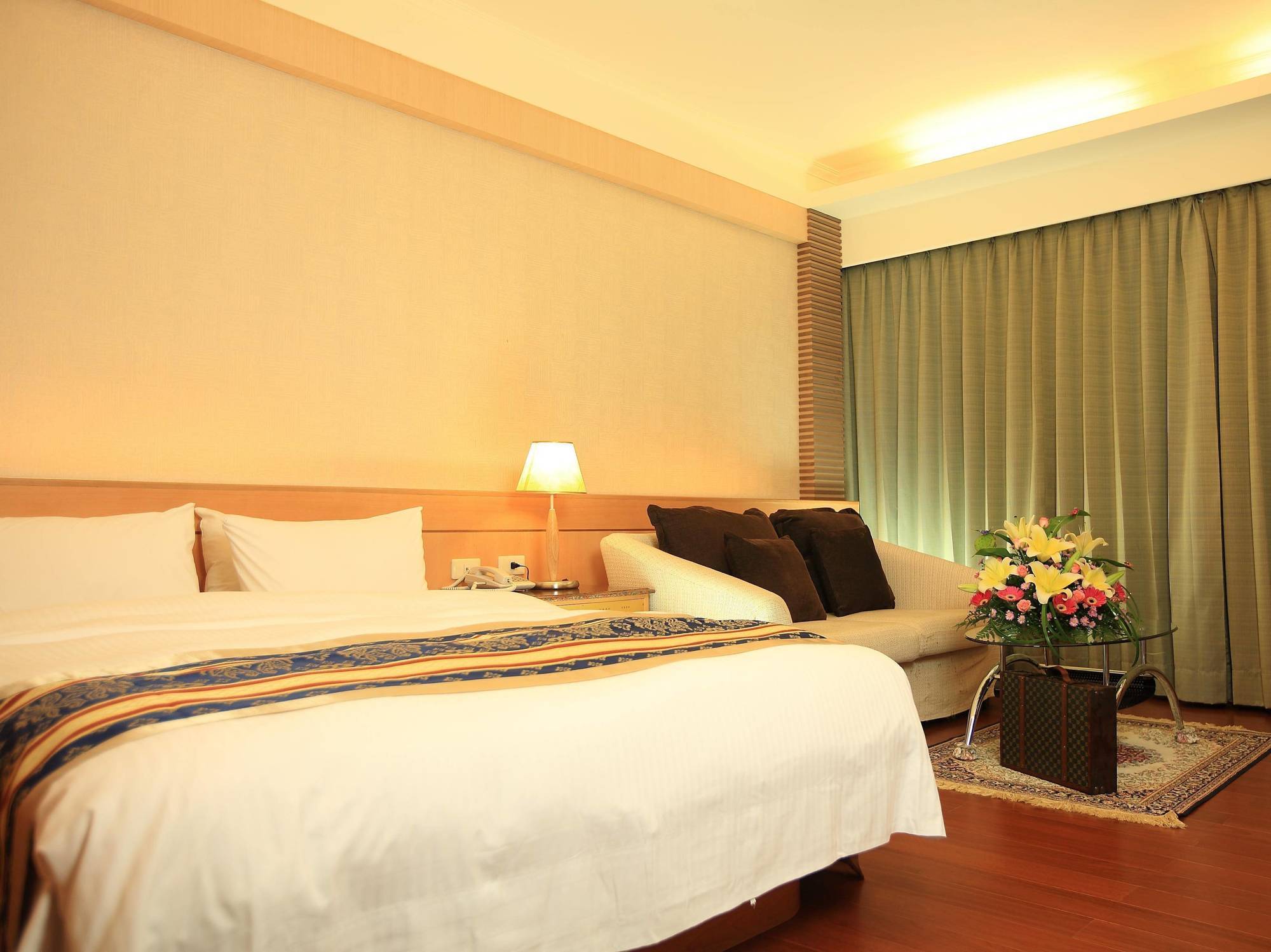 Dong Tair Spa Hotel Wenquan Exterior foto